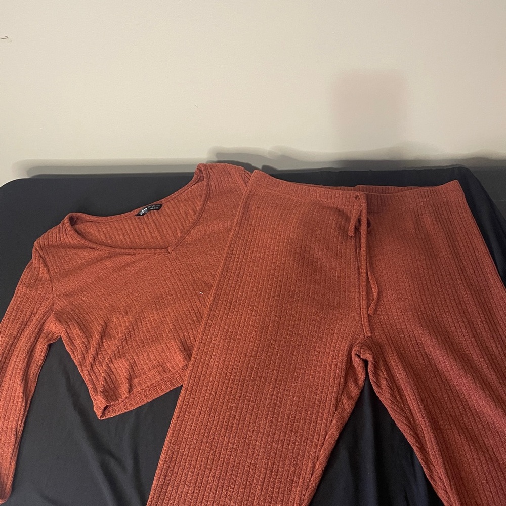 SHEIN Rust Ribbed Knit Set